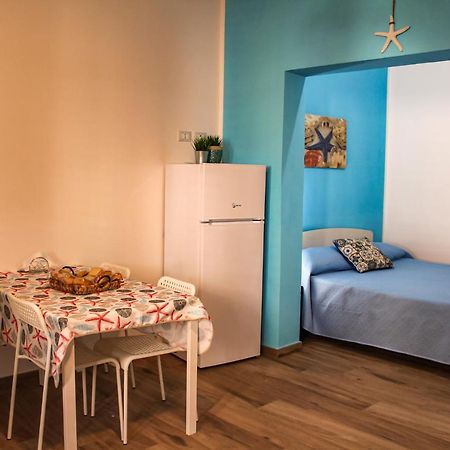이솔라델펨미네 Casa Tura 아파트 외부 사진